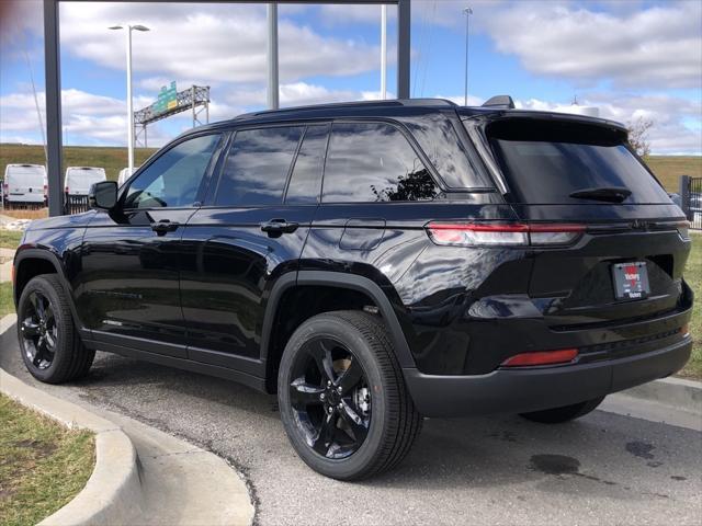 new 2025 Jeep Grand Cherokee car, priced at $48,175