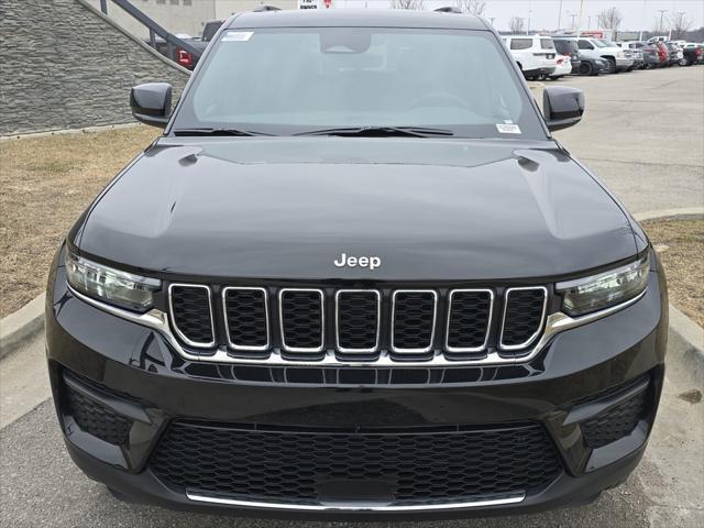 new 2025 Jeep Grand Cherokee car, priced at $42,175