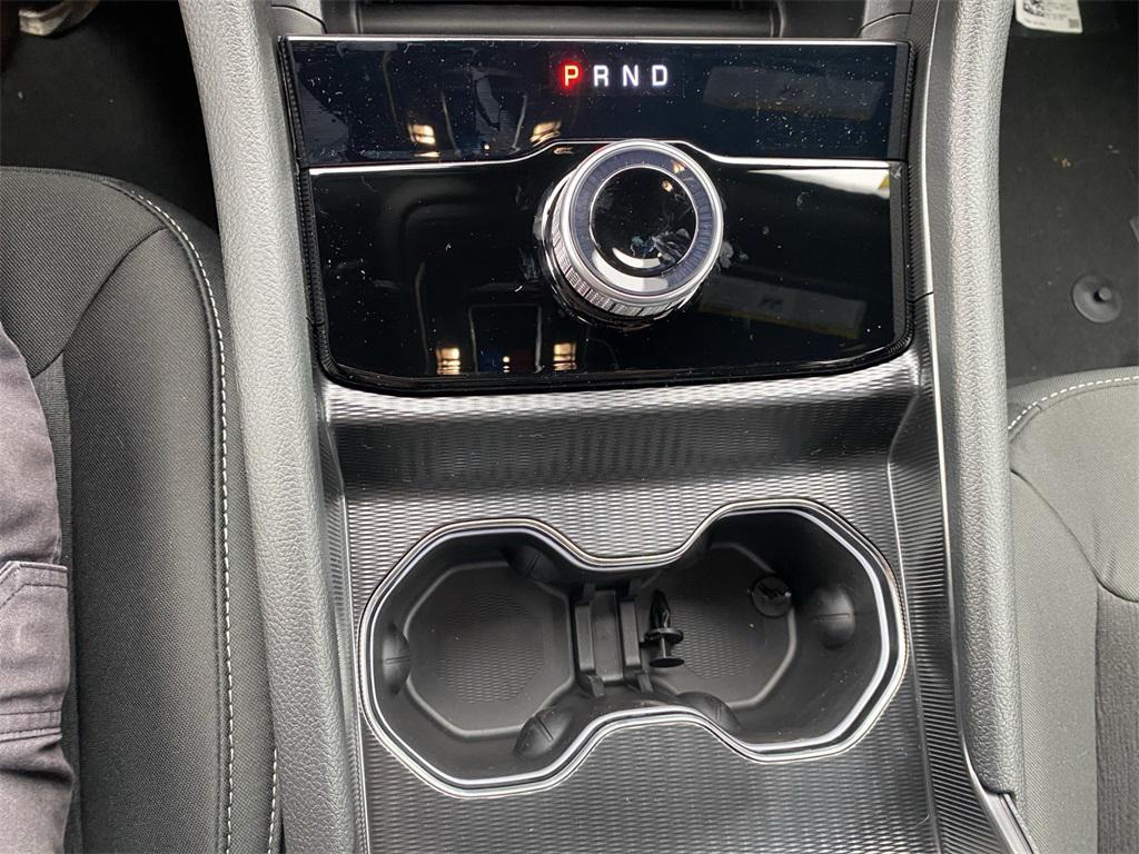 new 2025 Jeep Grand Cherokee car, priced at $42,375