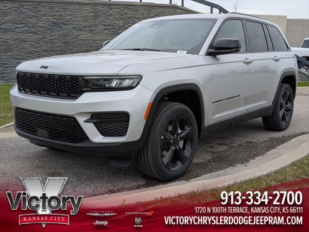 new 2025 Jeep Grand Cherokee car, priced at $48,670