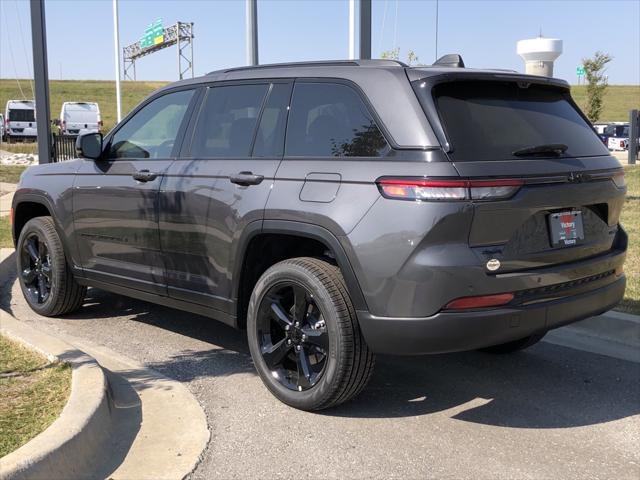 new 2025 Jeep Grand Cherokee car, priced at $55,460