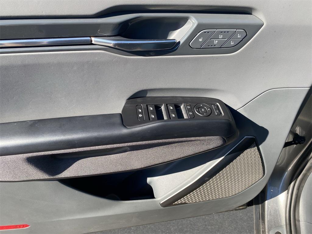 used 2024 Kia EV9 car, priced at $39,995