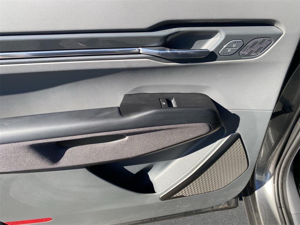 used 2024 Kia EV9 car, priced at $39,995