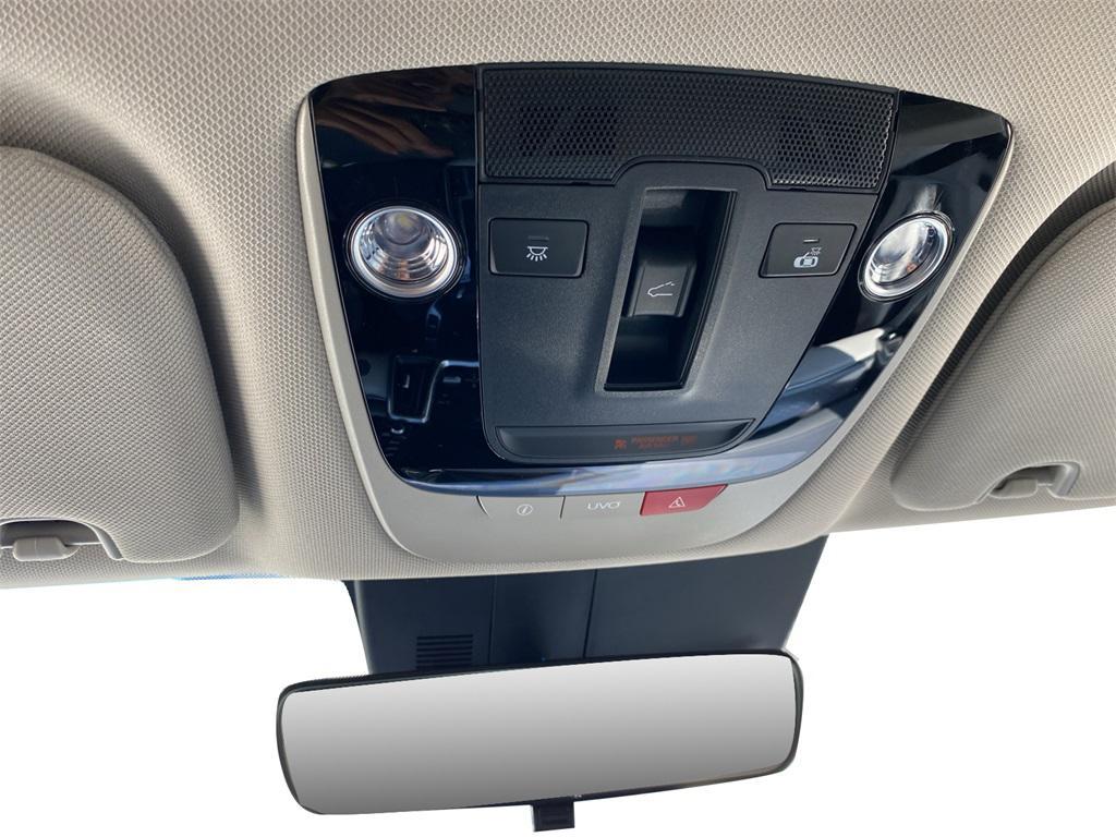 used 2022 Kia Sorento car, priced at $27,995