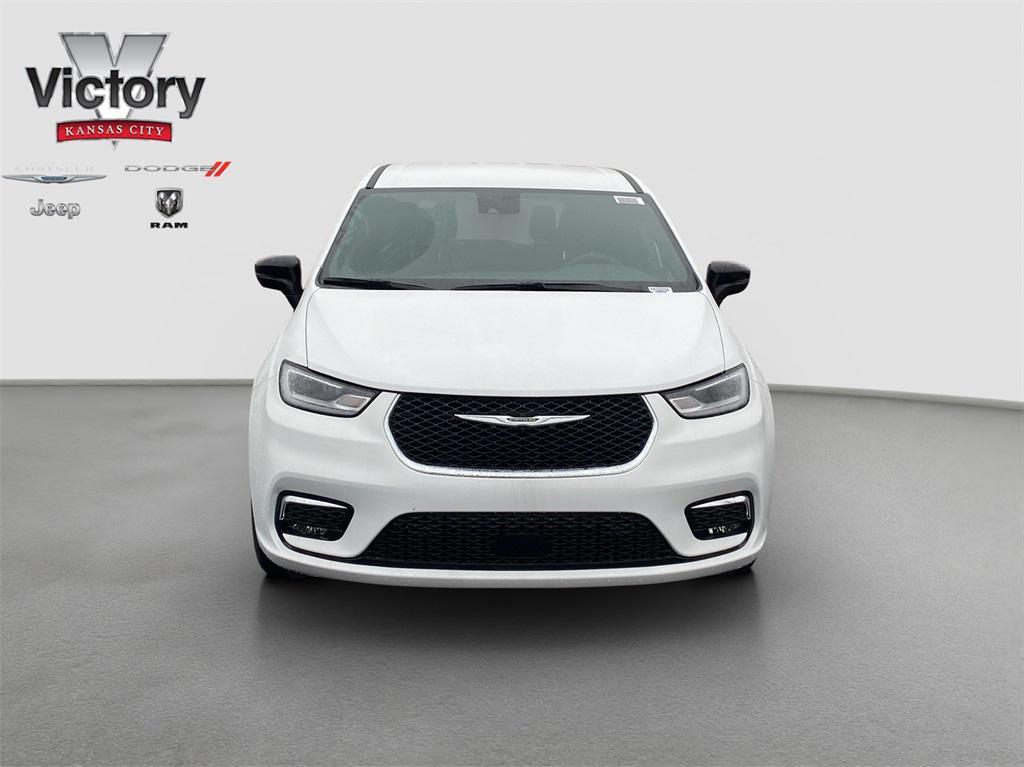 new 2026 Chrysler Pacifica car, priced at $45,740