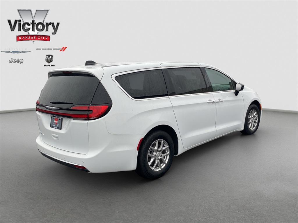 new 2026 Chrysler Pacifica car, priced at $45,740
