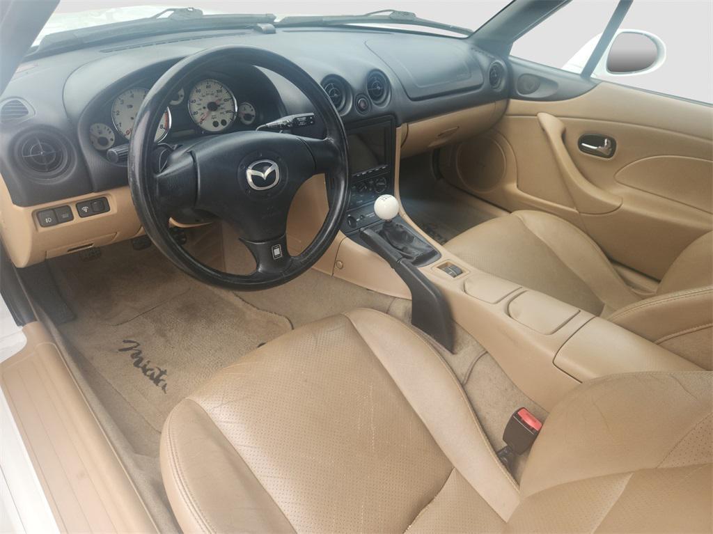 used 2002 Mazda MX-5 Miata car, priced at $8,995