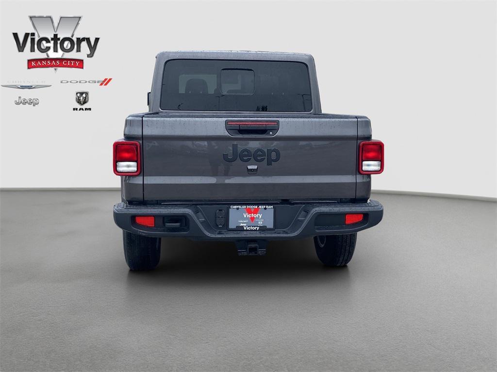 new 2025 Jeep Gladiator car, priced at $50,640