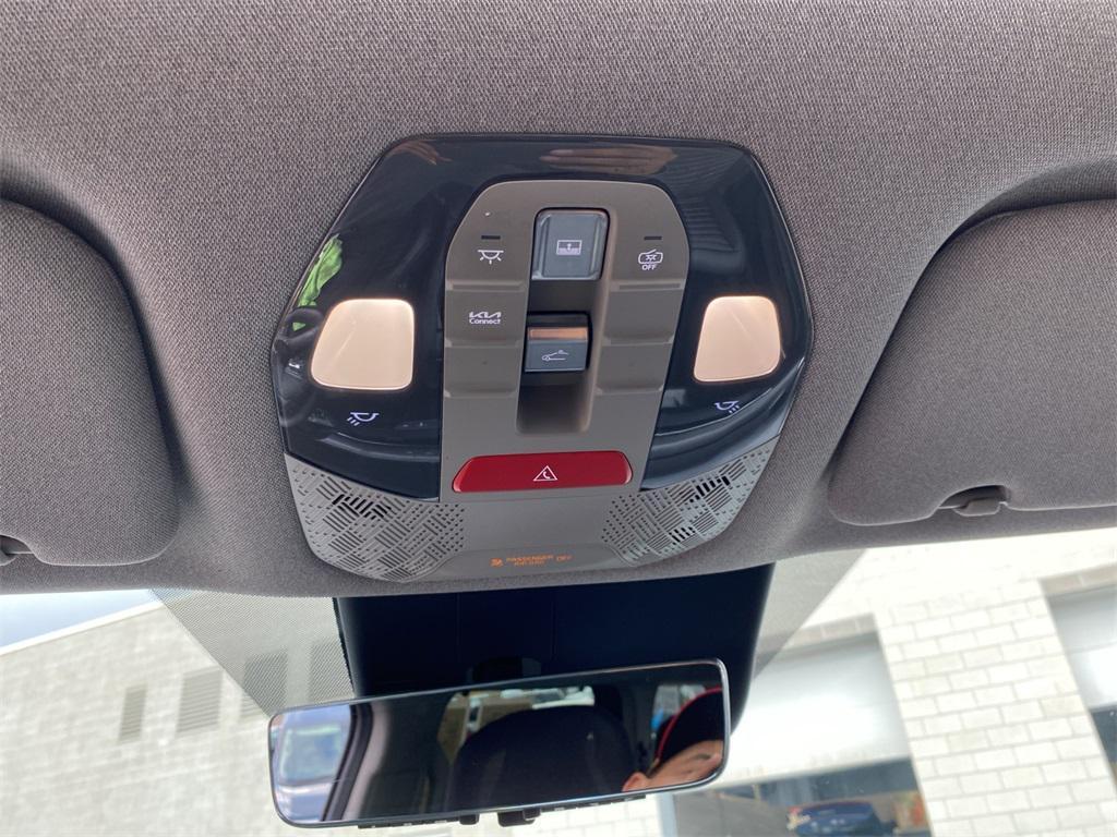 used 2024 Kia EV9 car, priced at $39,995