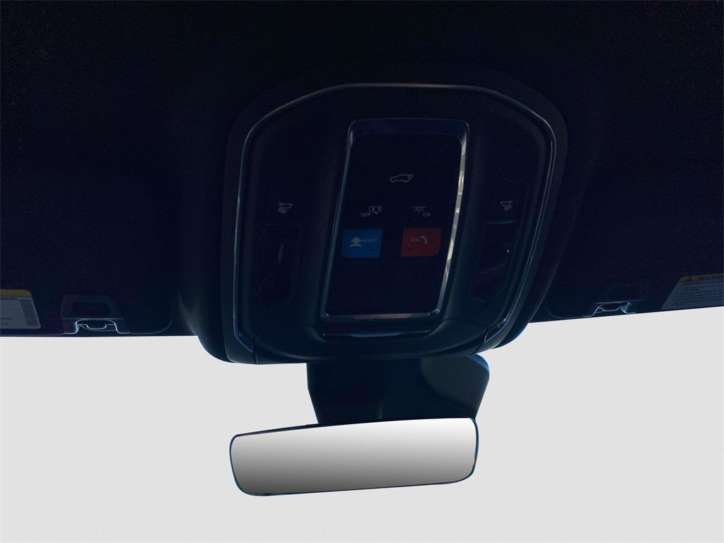 new 2025 Jeep Grand Cherokee car, priced at $48,870