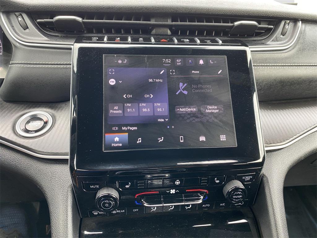 used 2024 Jeep Grand Cherokee L car, priced at $27,995