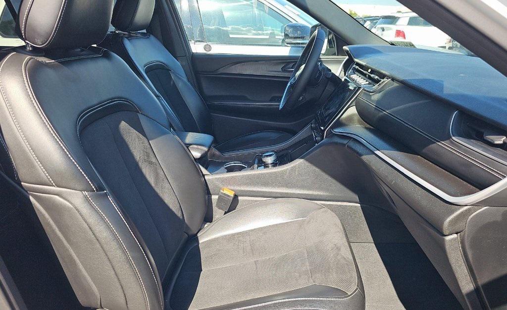 used 2024 Jeep Grand Cherokee L car, priced at $29,997