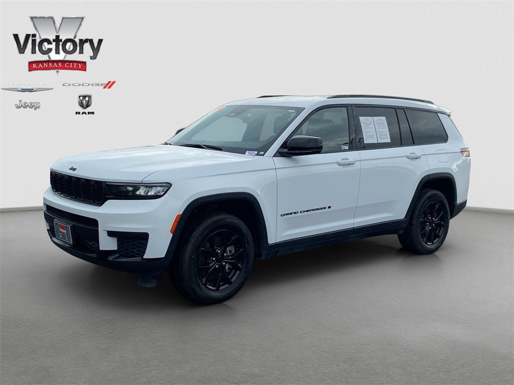 used 2024 Jeep Grand Cherokee L car, priced at $27,995