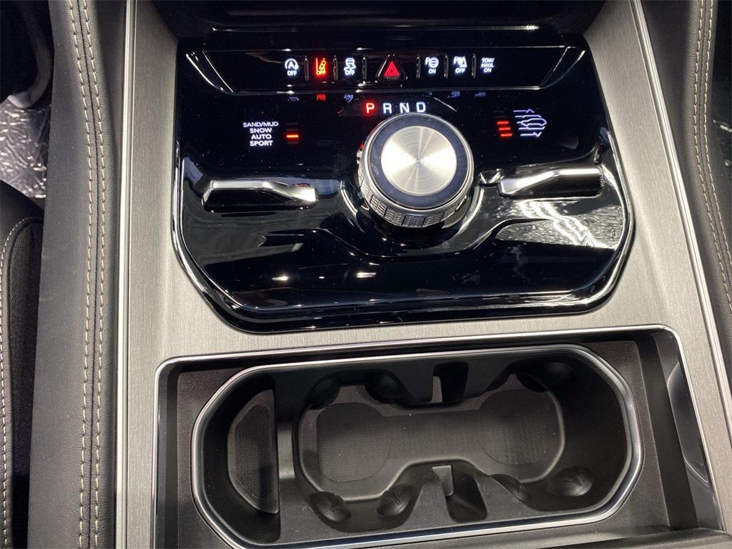 new 2025 Jeep Wagoneer L car, priced at $86,230