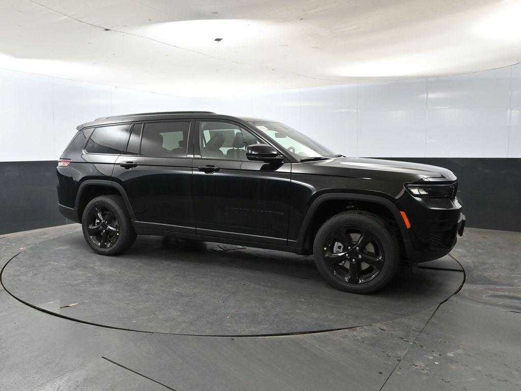 new 2025 Jeep Grand Cherokee L car, priced at $47,212