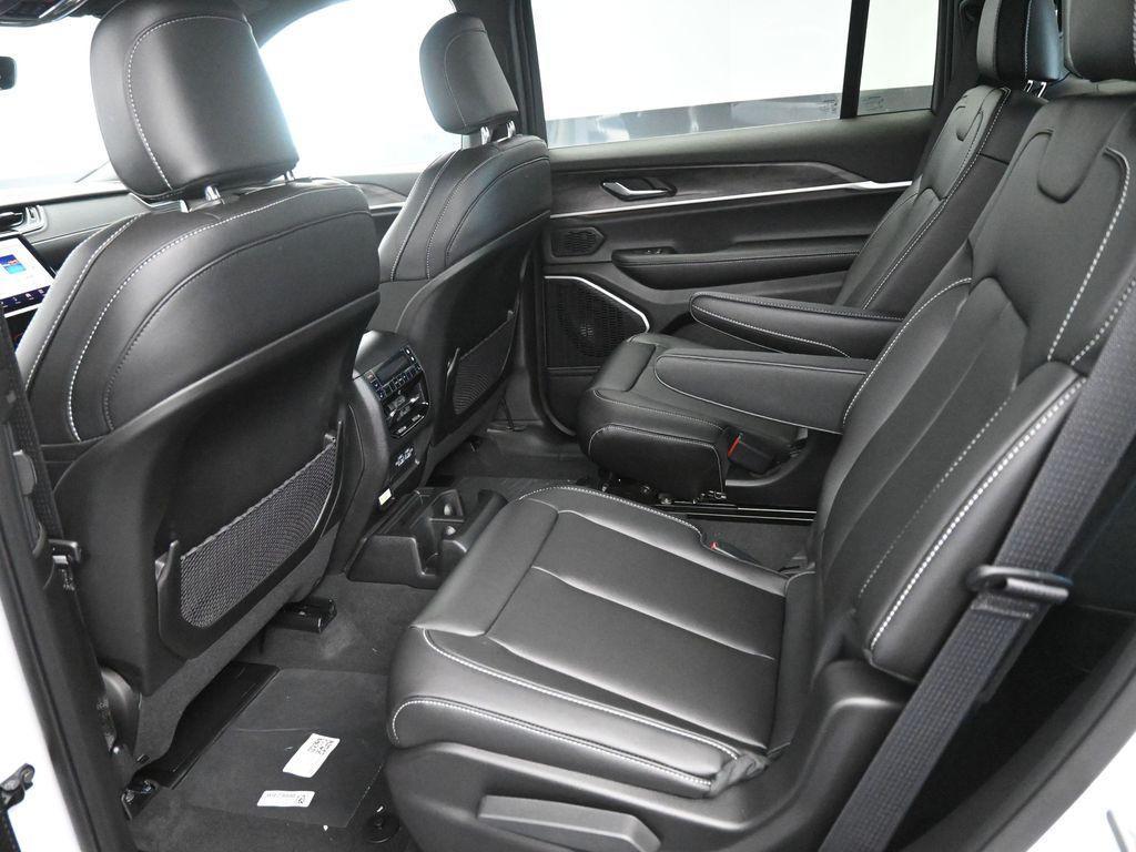 new 2025 Jeep Grand Cherokee L car, priced at $53,090