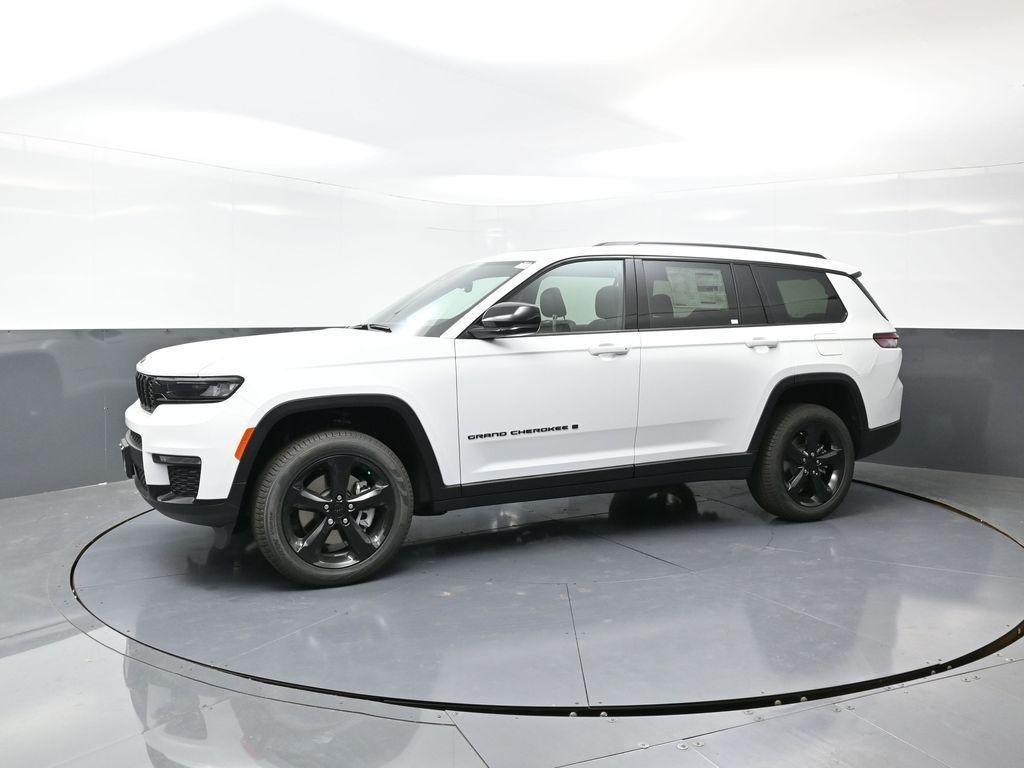new 2025 Jeep Grand Cherokee L car, priced at $53,090
