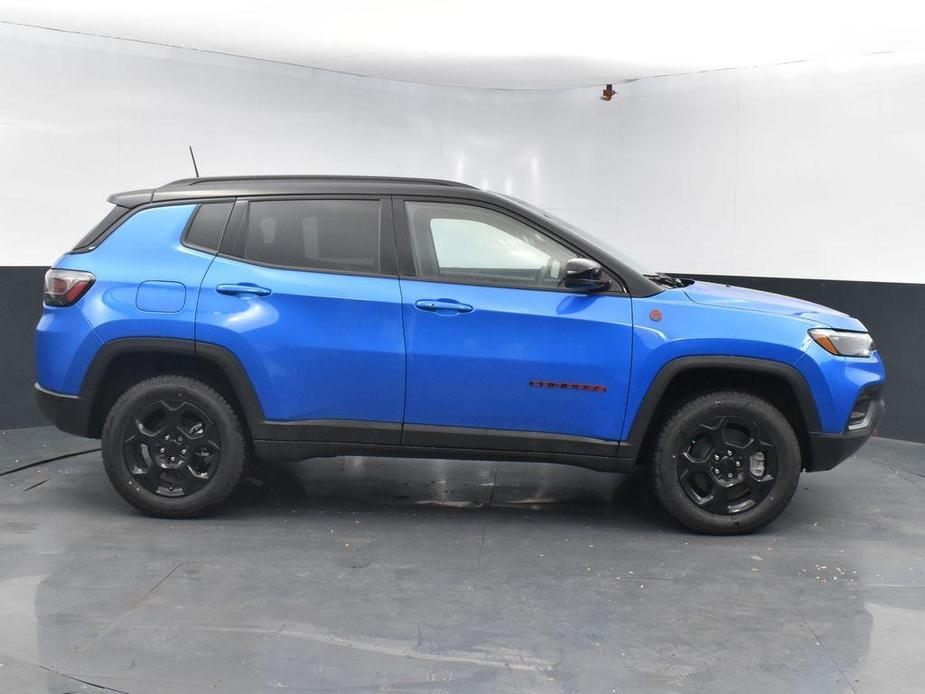 new 2024 Jeep Compass car, priced at $37,954