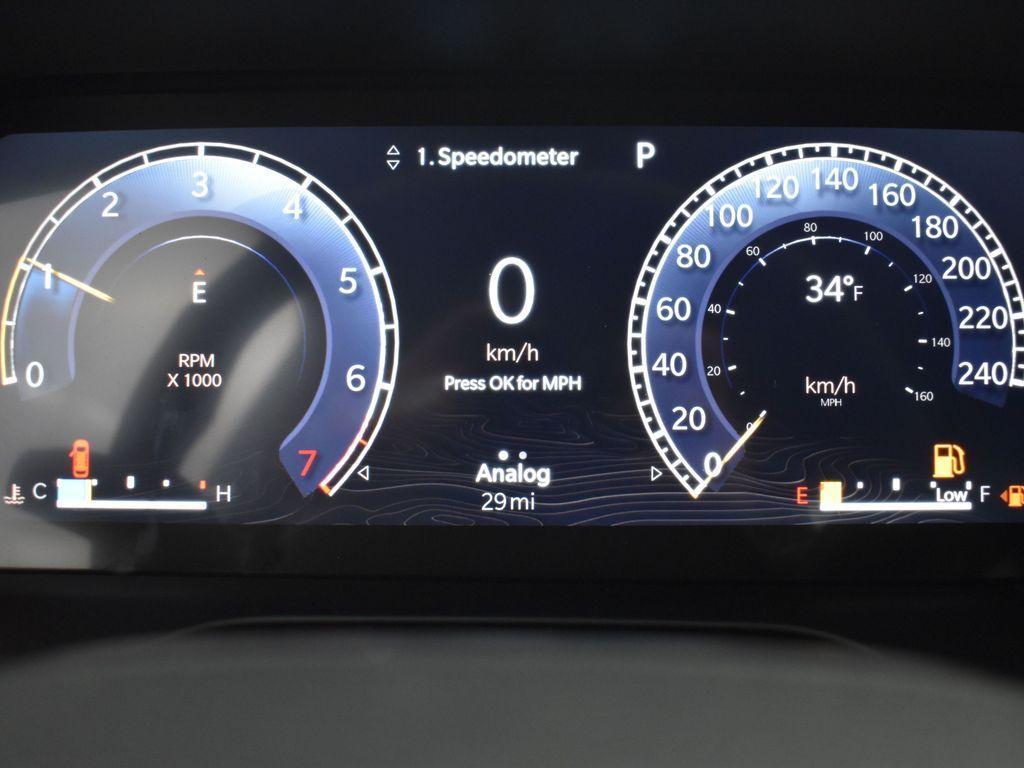 new 2025 Jeep Grand Cherokee car, priced at $40,782