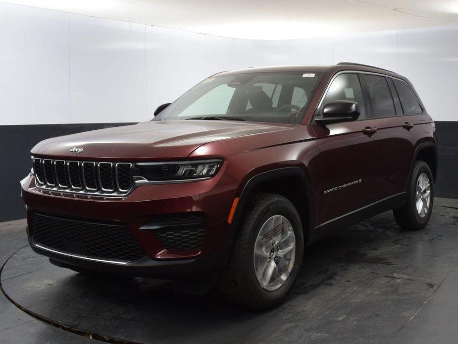 new 2025 Jeep Grand Cherokee car, priced at $38,958