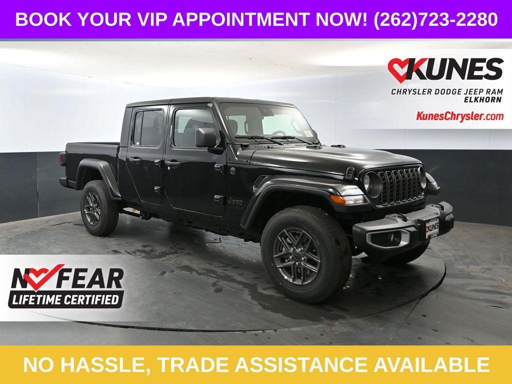 new 2025 Jeep Gladiator car, priced at $47,225