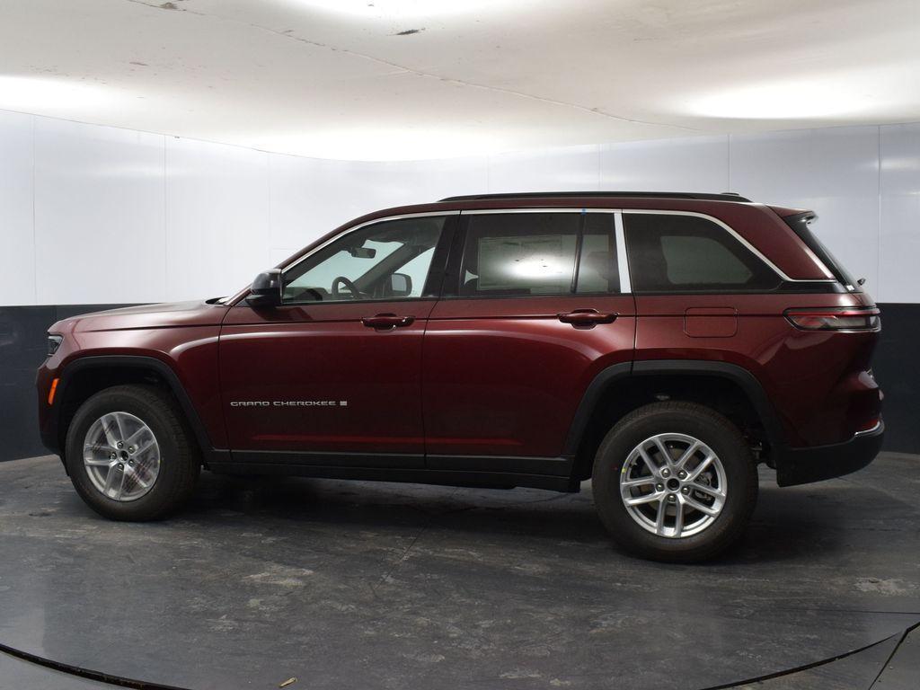 new 2025 Jeep Grand Cherokee car, priced at $38,961