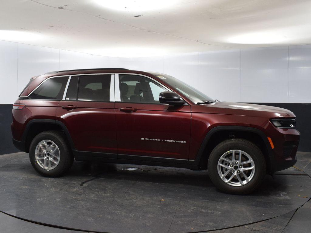 new 2025 Jeep Grand Cherokee car, priced at $37,961