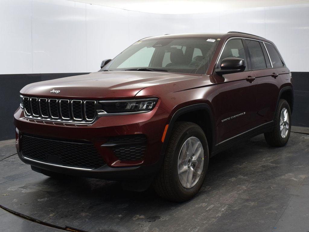 new 2025 Jeep Grand Cherokee car, priced at $38,961