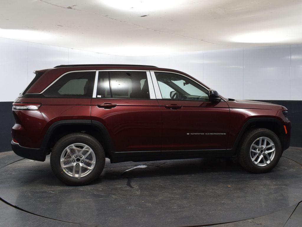 new 2025 Jeep Grand Cherokee car, priced at $38,961