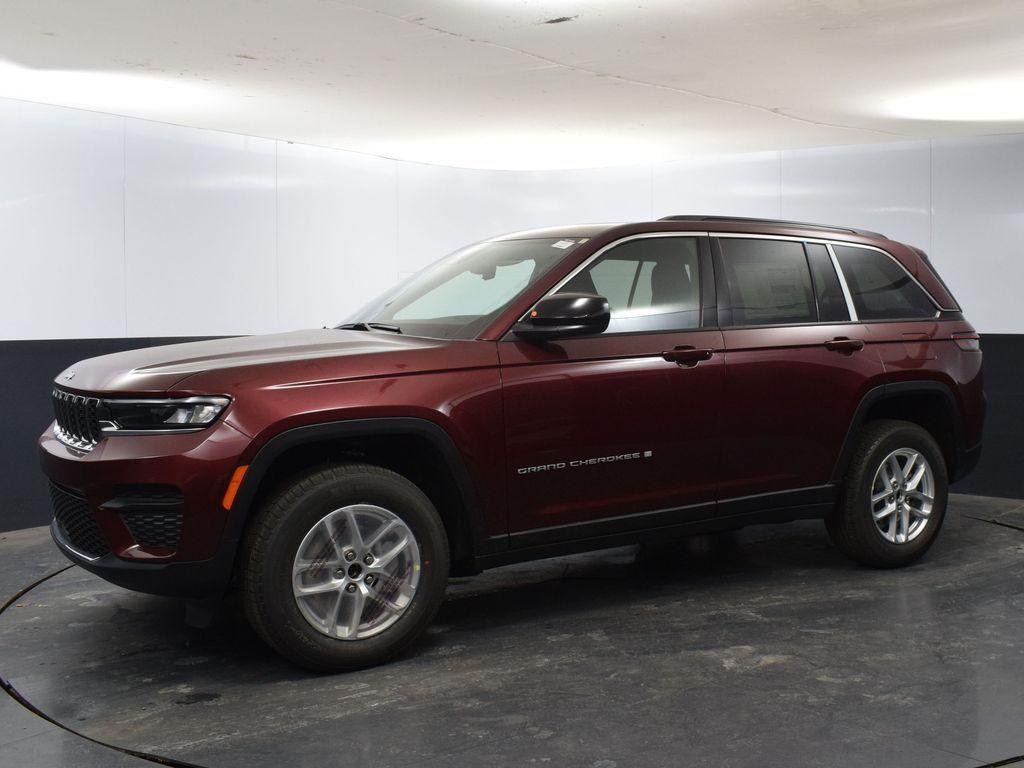 new 2025 Jeep Grand Cherokee car, priced at $37,961