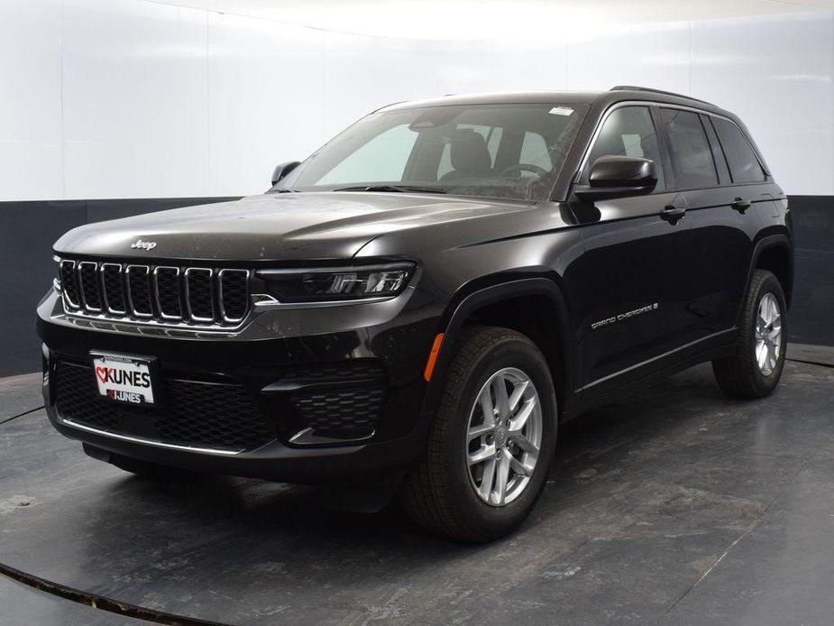 new 2025 Jeep Grand Cherokee car, priced at $38,958