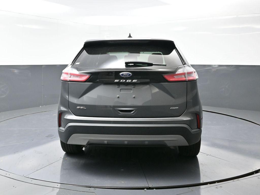 used 2024 Ford Edge car, priced at $27,519