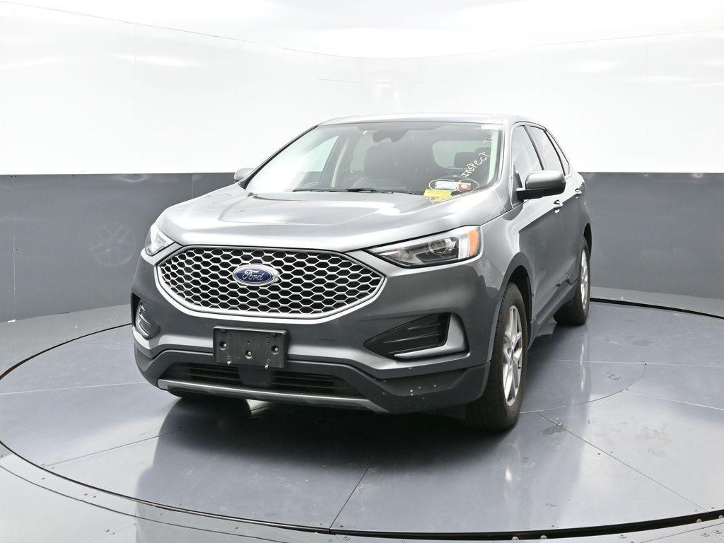 used 2024 Ford Edge car, priced at $27,519