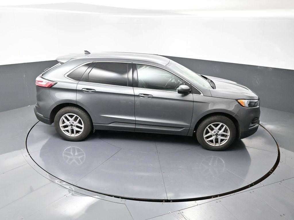 used 2024 Ford Edge car, priced at $27,519