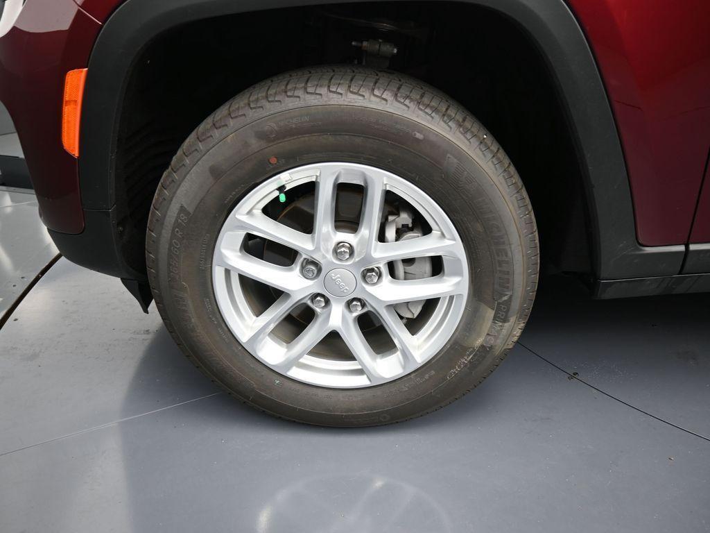 used 2025 Jeep Grand Cherokee car, priced at $41,523
