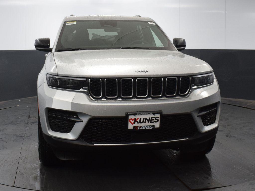 new 2025 Jeep Grand Cherokee car, priced at $38,961