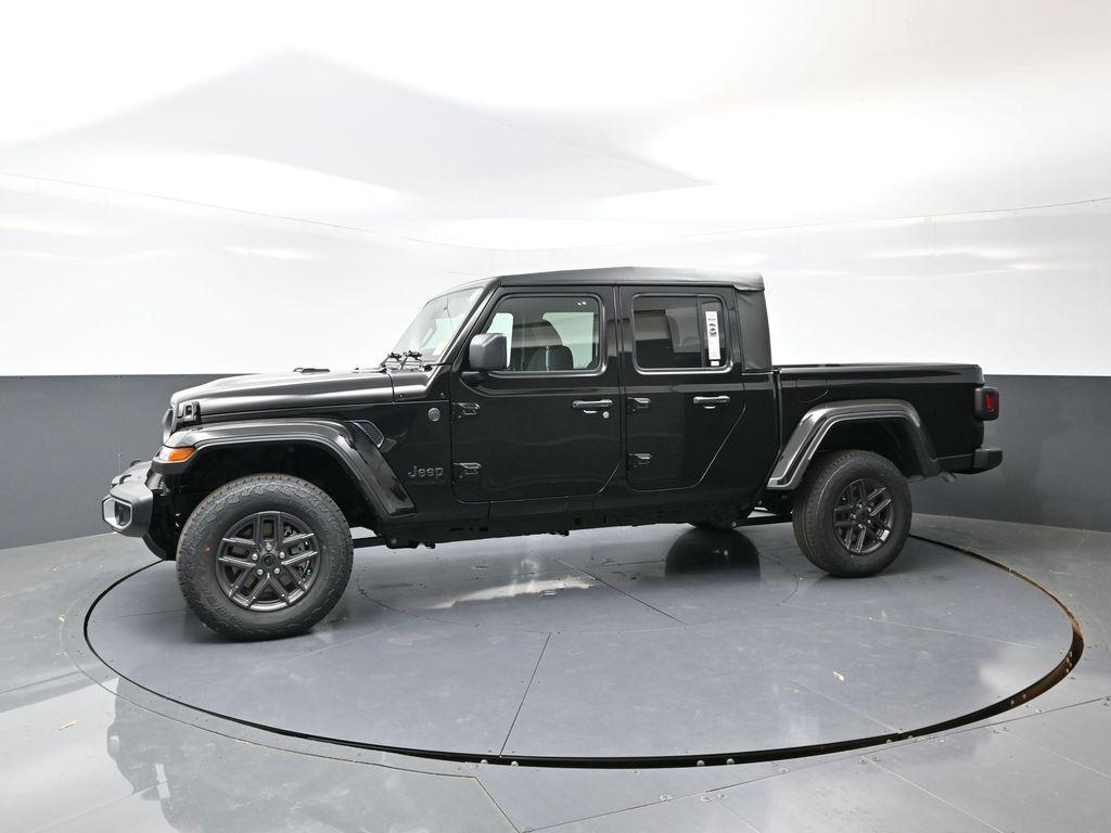 new 2026 Jeep Gladiator car, priced at $49,006
