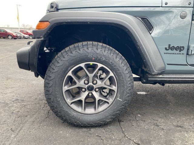 new 2025 Jeep Wrangler car, priced at $51,262