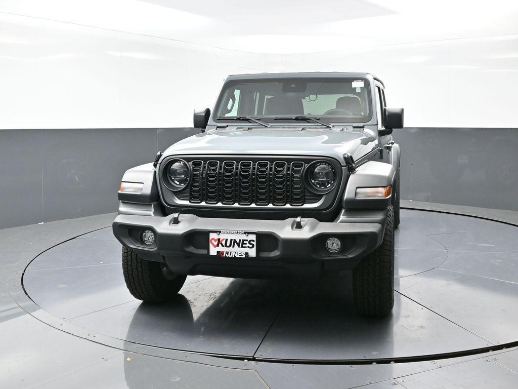 new 2025 Jeep Wrangler car, priced at $49,347