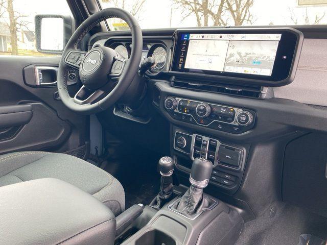 new 2025 Jeep Wrangler car, priced at $51,262