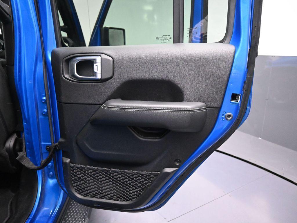 used 2021 Jeep Gladiator car, priced at $30,545