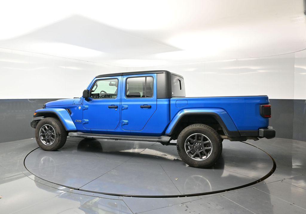 used 2021 Jeep Gladiator car, priced at $30,545