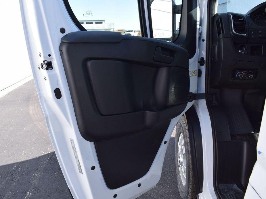 new 2024 Ram ProMaster 2500 Window Van car, priced at $75,900