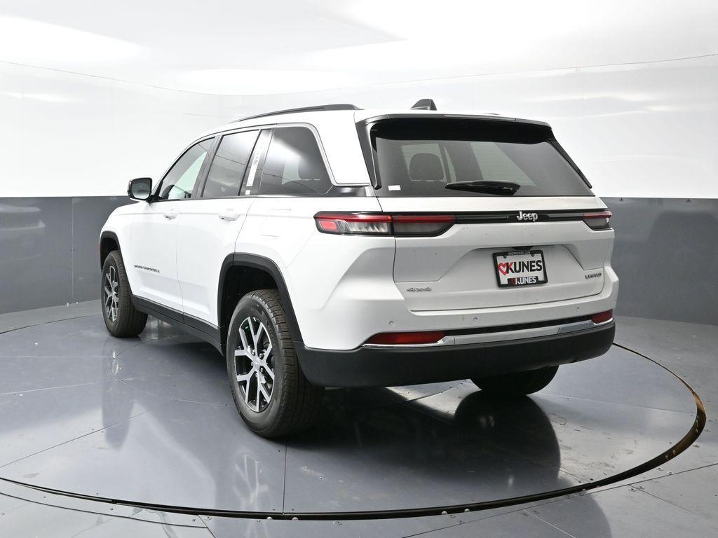 new 2025 Jeep Grand Cherokee car, priced at $47,894