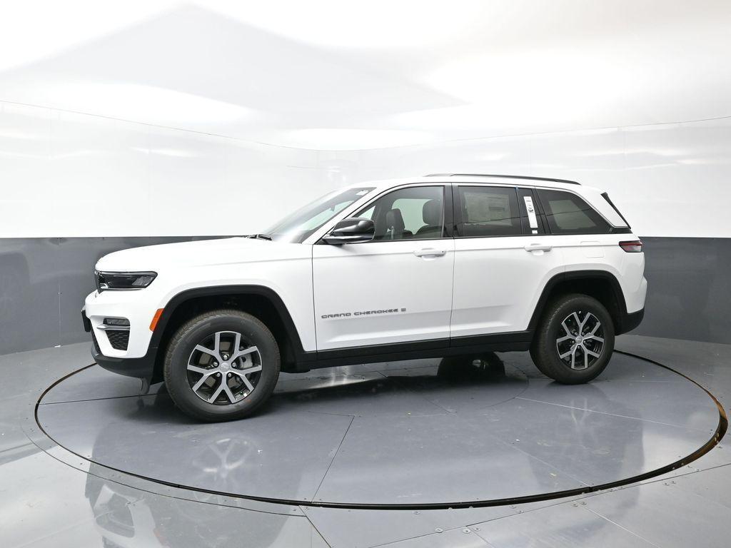 new 2025 Jeep Grand Cherokee car, priced at $47,894