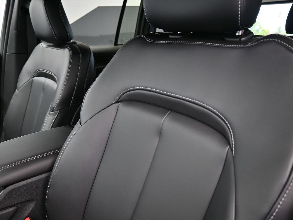 new 2025 Jeep Grand Cherokee car, priced at $47,894