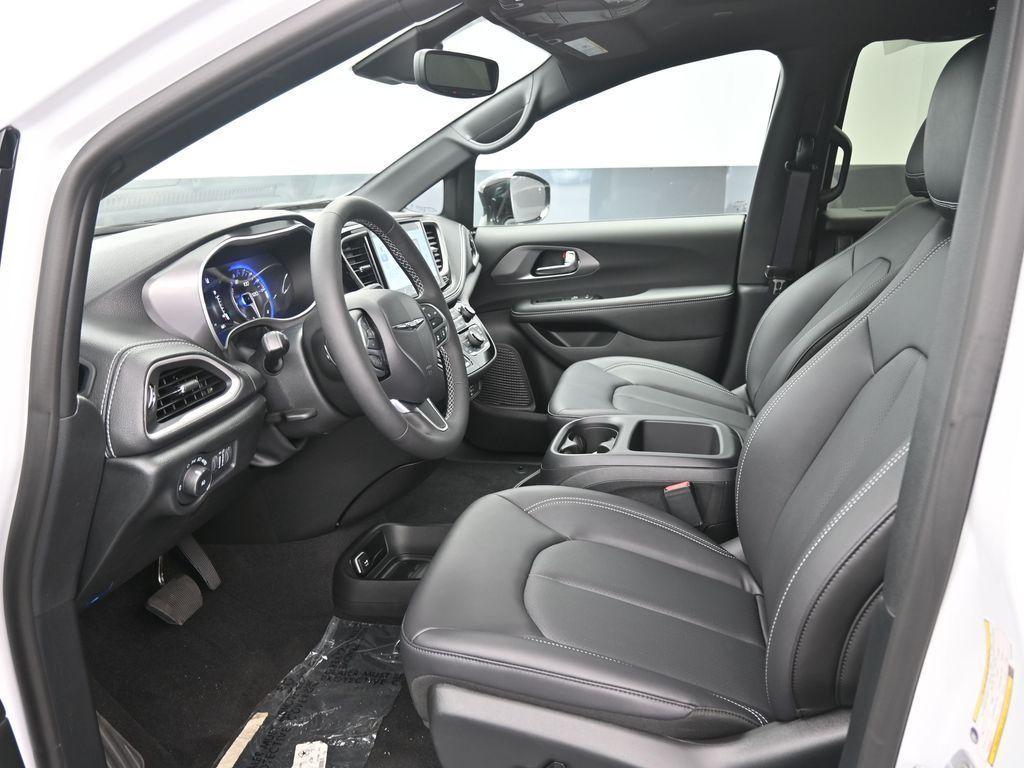 new 2026 Chrysler Pacifica car, priced at $41,227