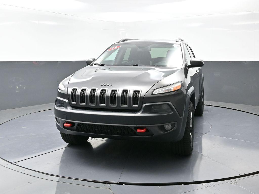 used 2015 Jeep Cherokee car, priced at $12,995