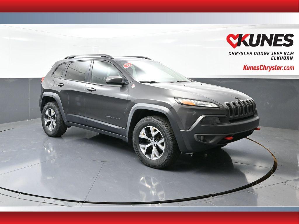 used 2015 Jeep Cherokee car, priced at $12,995
