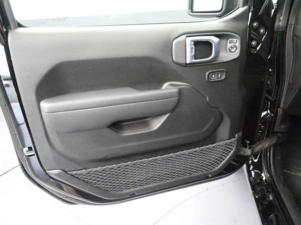 new 2026 Jeep Wrangler car, priced at $49,666